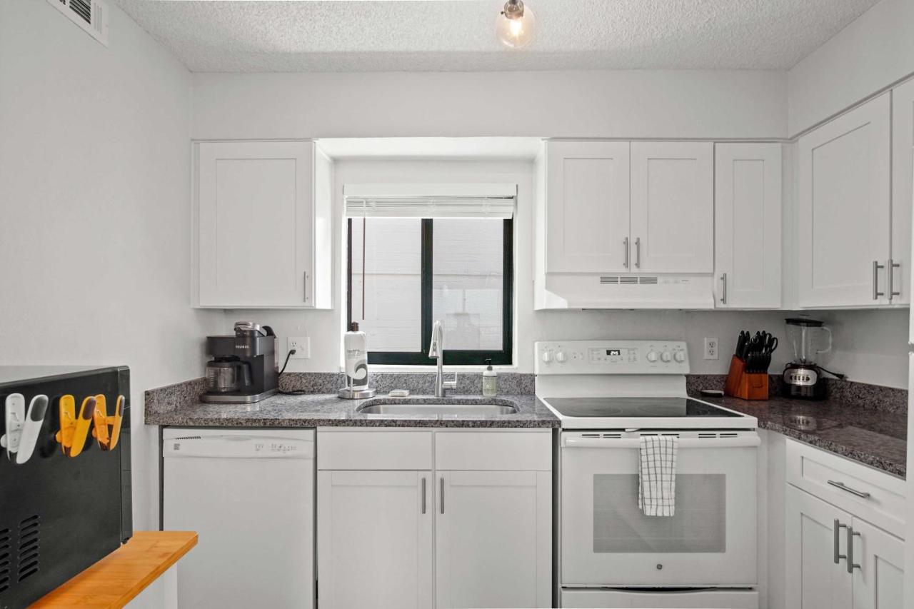 Oceanfront Daytona Beach Condo With Beach Views! ภายนอก รูปภาพ