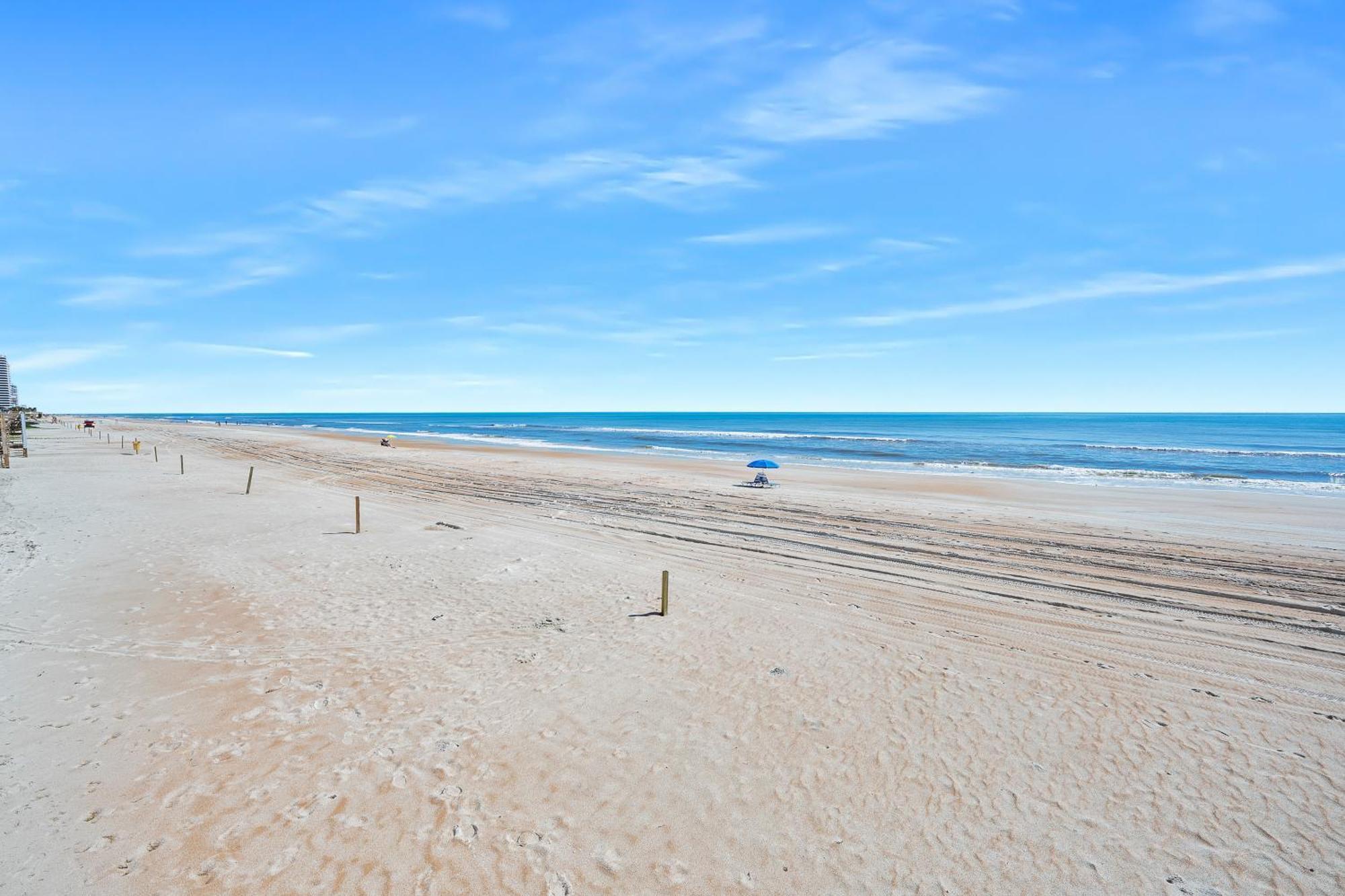 Oceanfront Daytona Beach Condo With Beach Views! ภายนอก รูปภาพ